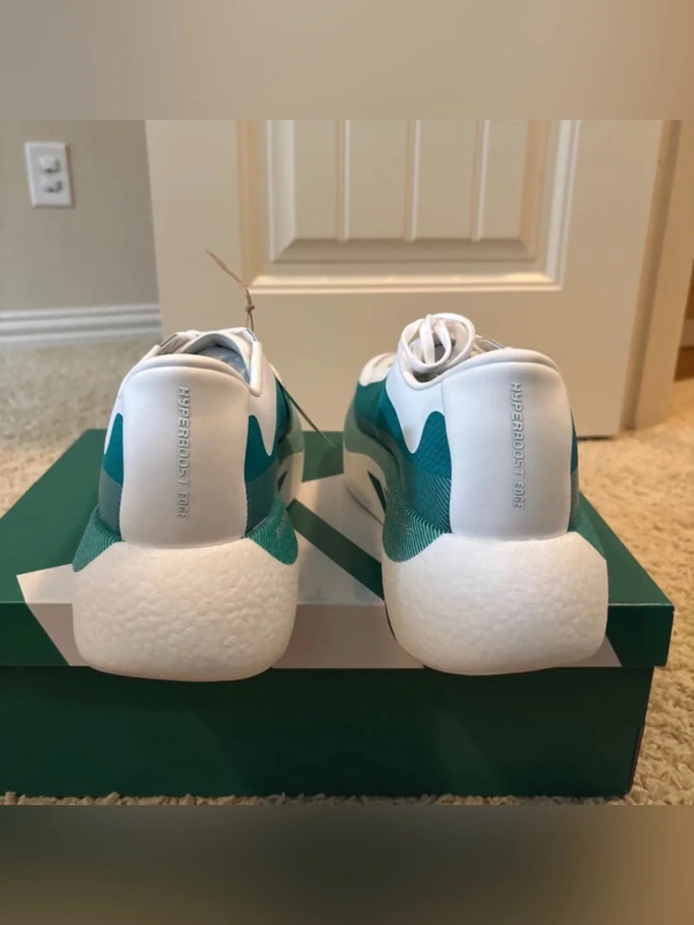 adidas Hyperboost Edge M Running Shoes